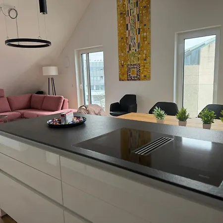 דירה Exklusiv Am Lech Ihre Premium-ferienwohnung אוגסבורג